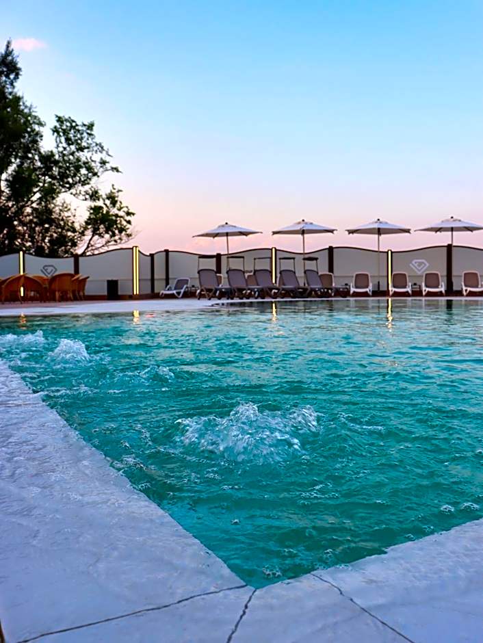 Ile Hotel