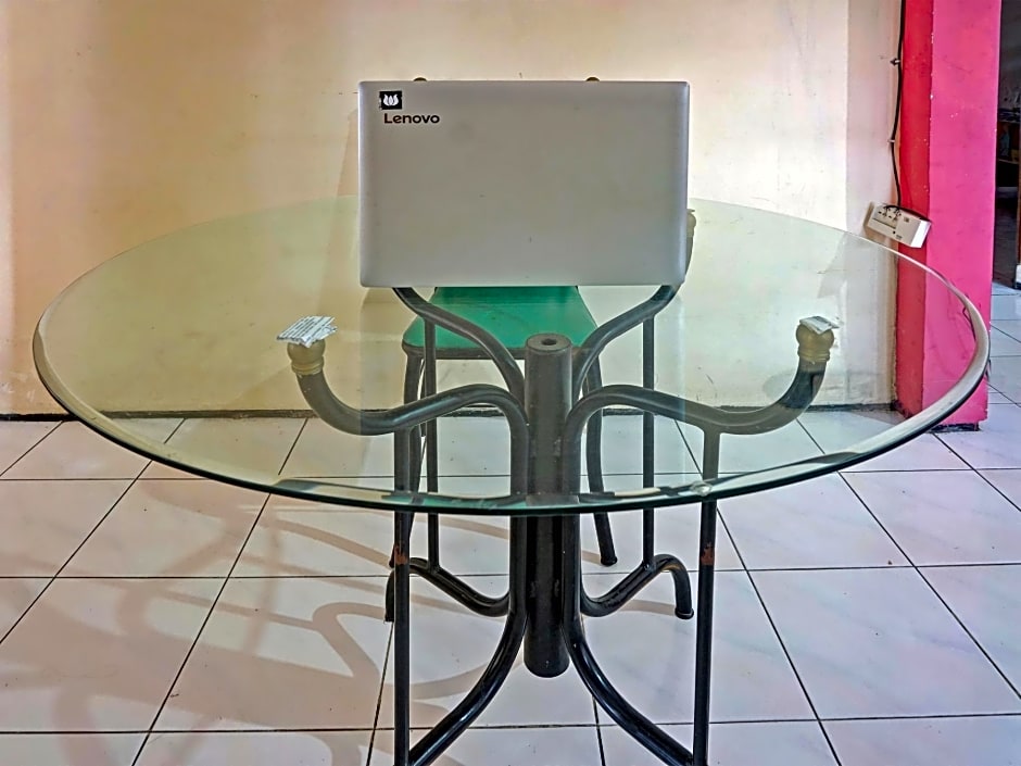 SPOT ON 91890 Kost Kalasan Syariah