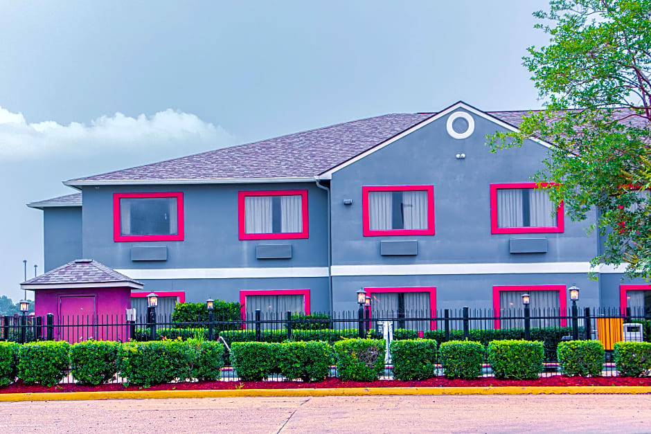 Americas Best Value Inn Donaldsonville