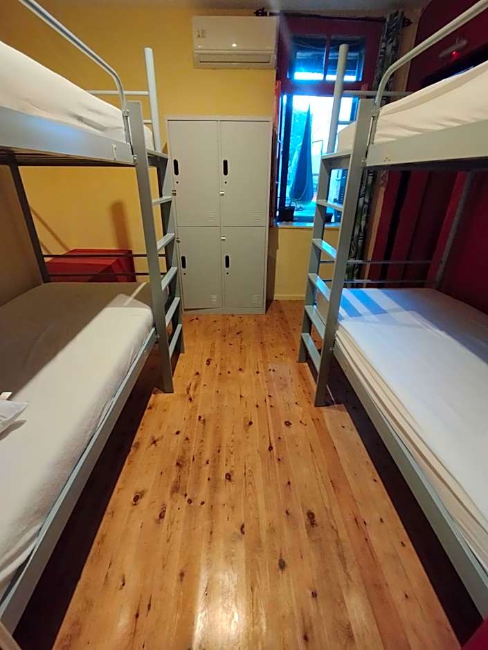 Chania Hostel Youth 18-50