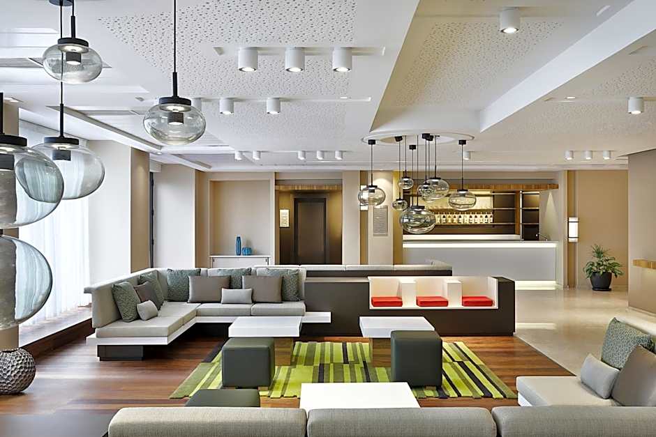 Park Mall Hotel & Conference Center