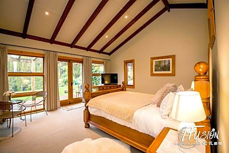 Superior Double Room with Mountain View