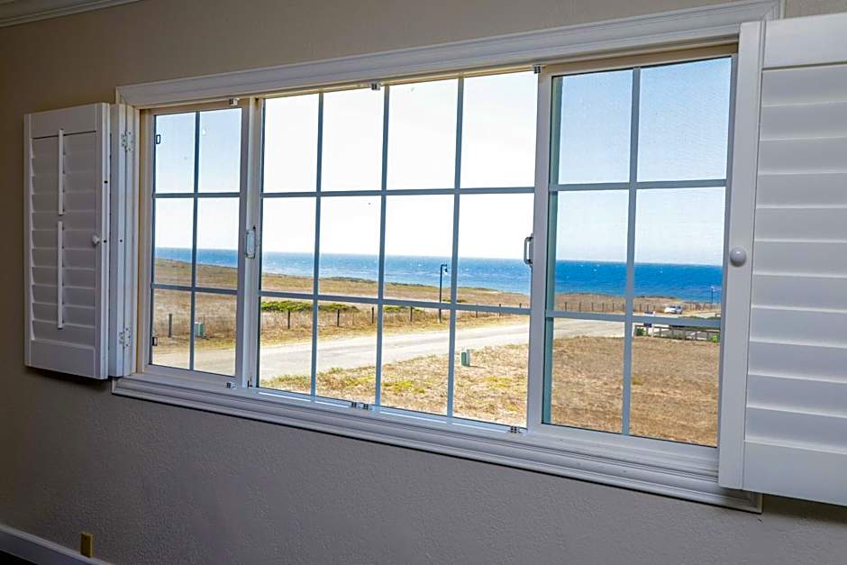 Sea Breeze Inn - San Simeon