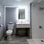 Rodeway Inn & Suites