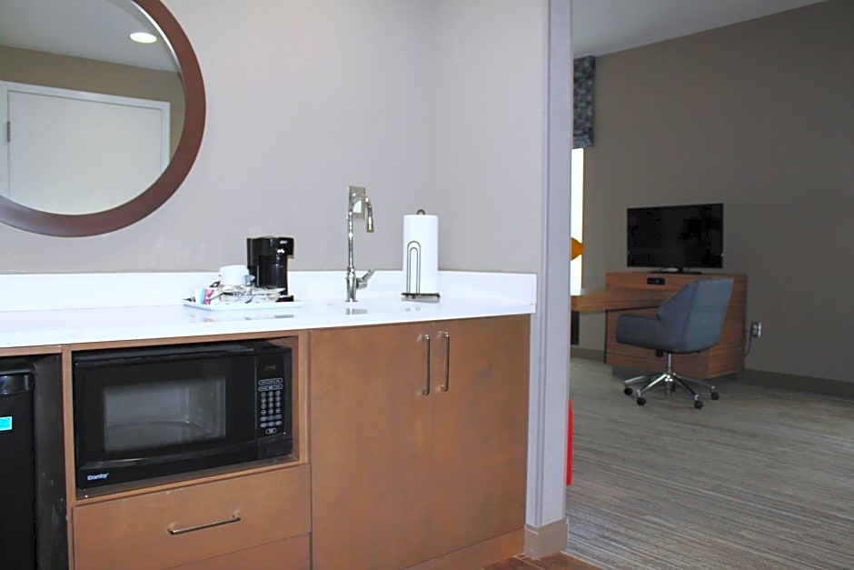 Hampton Inn Forsyth