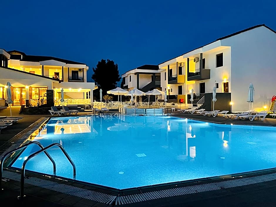 Acrotel Lily Ann Village