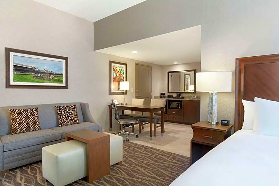 Embassy Suites By Hilton Saratoga Springs