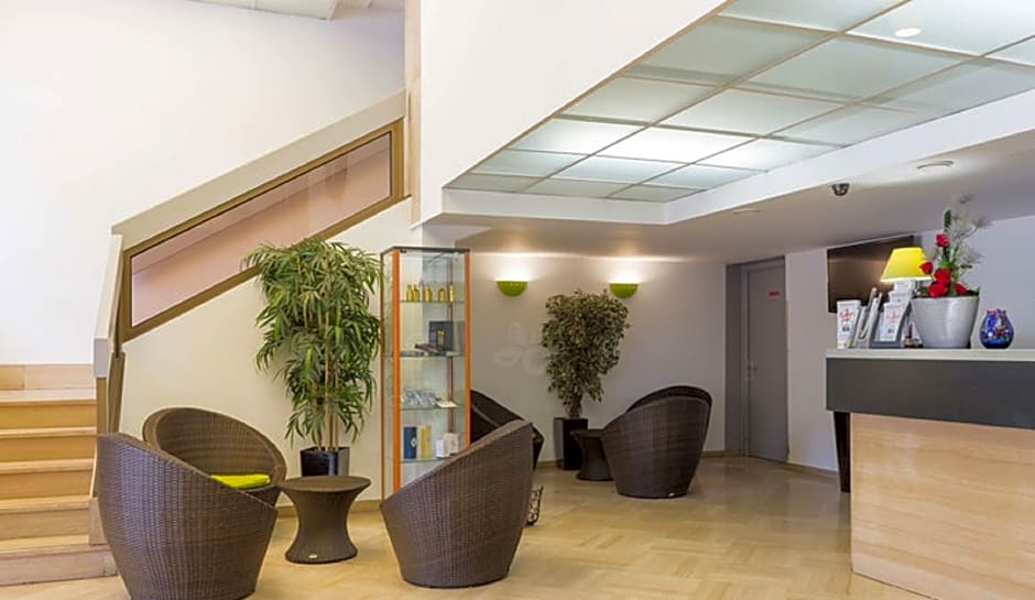 Photo 1 of 25 of Hotel le Noailles Nice Gare