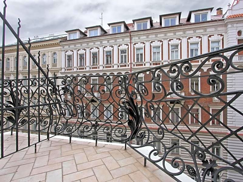 numa I Flow Rooms & Apartments