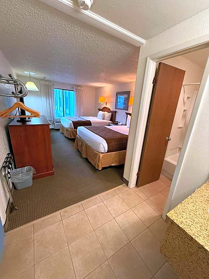 Richland Inn and Suites