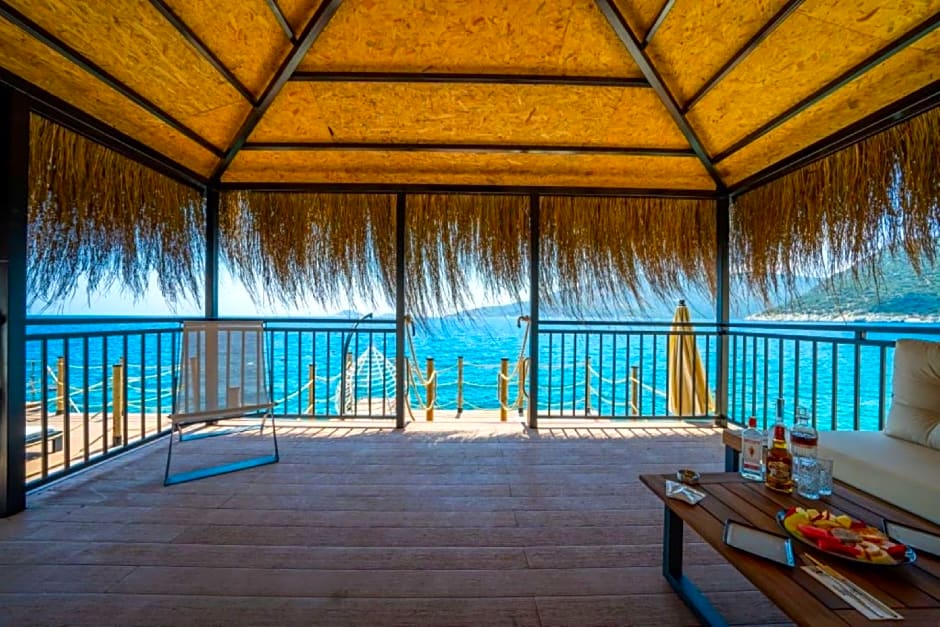 Lures Hotel