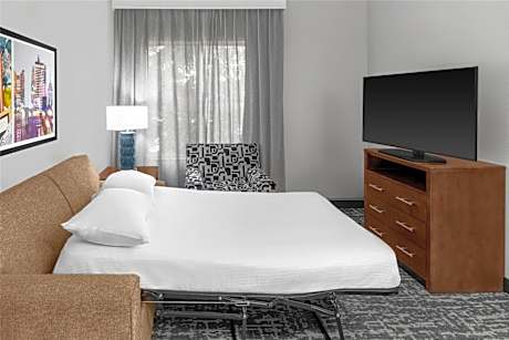 Queen Suite with Two Queen Beds and Fireplace