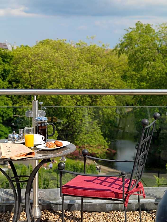 The Fitzwilliam Hotel