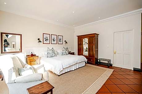 Superior Double or Twin Room with Terrace