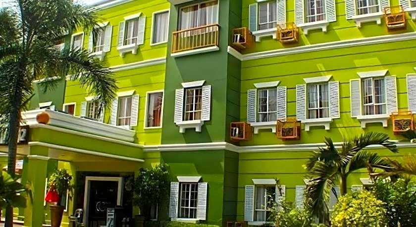 Hotel Camila 2