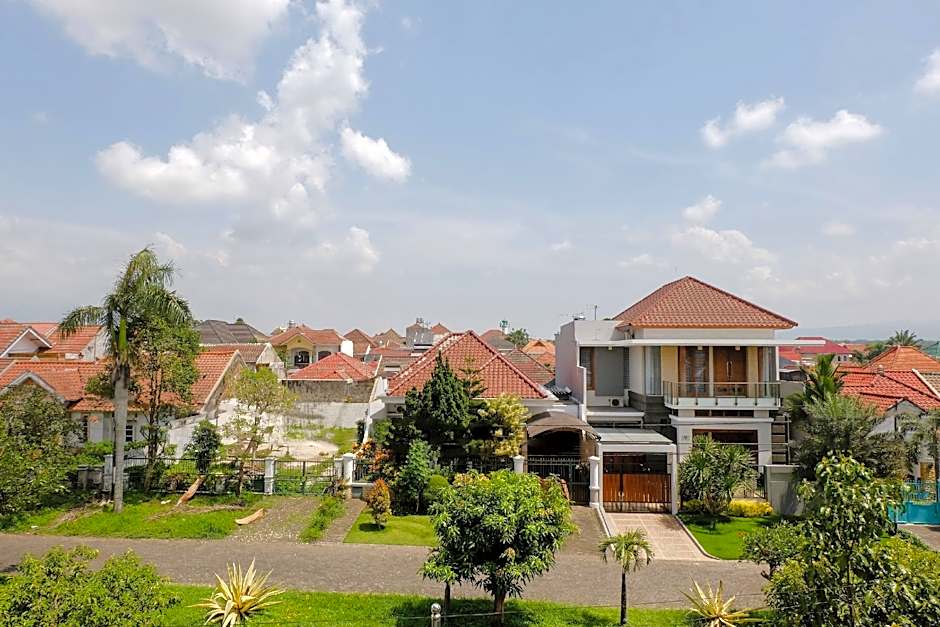 Daffi Family Residence by OYO Rooms – Malang, MO