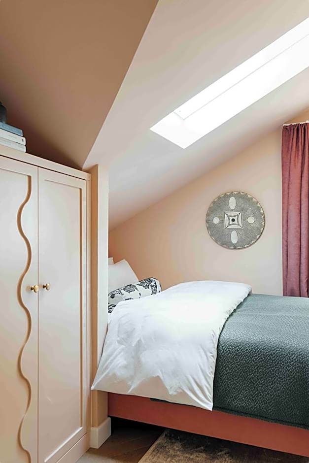 Clemonte Hotel - Your Reception-less Boutique Hideaway