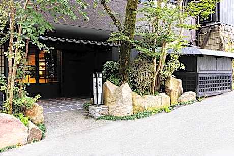 Kurokawa Onsen Yusai Bekkan