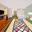 Super 8 by Wyndham Mt. Pleasant