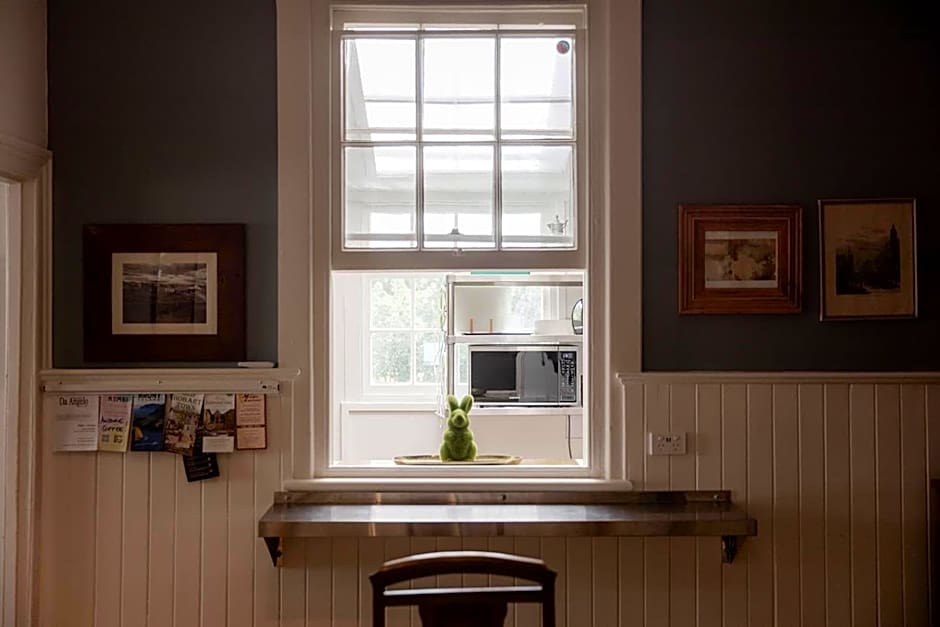 Connage - Historic Battery Point Police Station