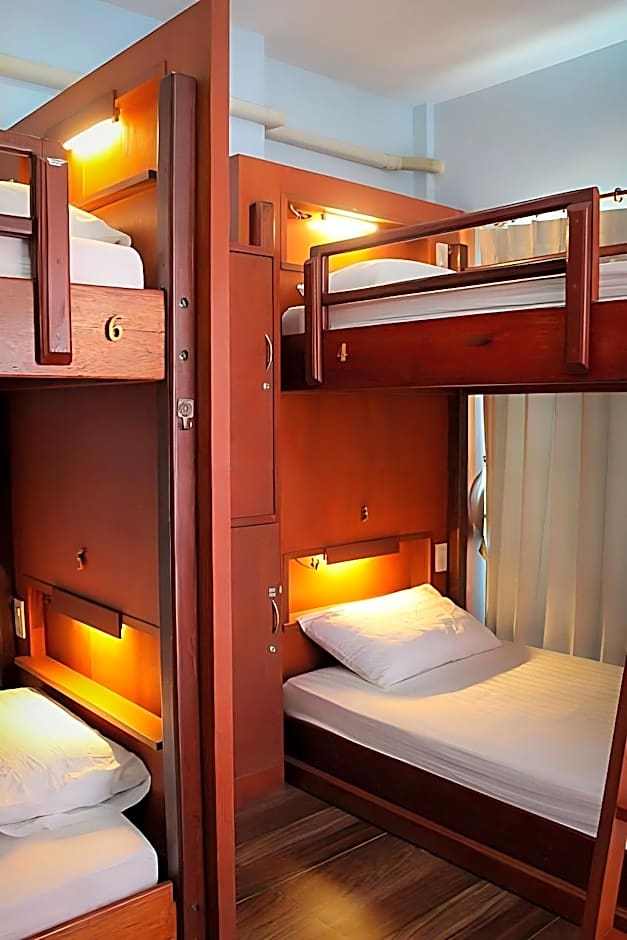 Phangan Barsay Hostel