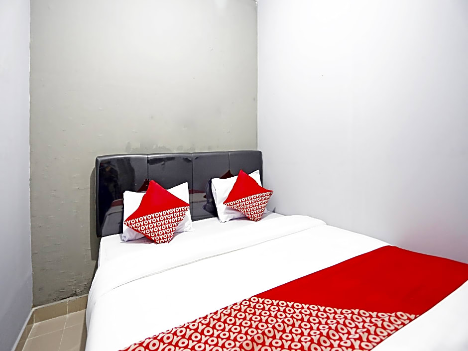 OYO 90848 J&b Rooms Bekasi