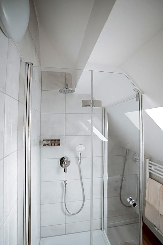 Boardinghouse Victory