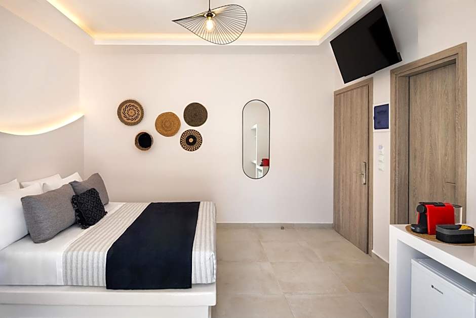 Santorinn Suites Fira