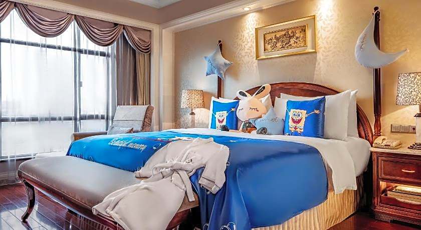 Zhongwei Green Lake Hotel Kunming