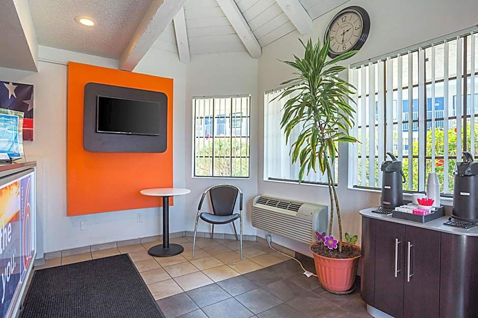 Motel 6-Yuma, AZ - East