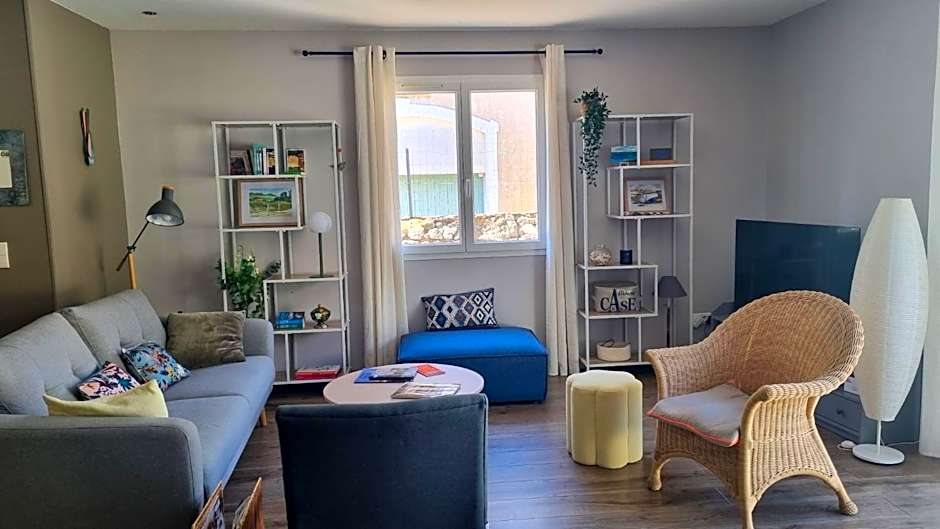 HOLIDAYLAND BAIE DES OLIVIERS VILLA 36m2 1chambre fermée 6 couchages ou VILLA 41M2 2chambres fermées 7 couchages