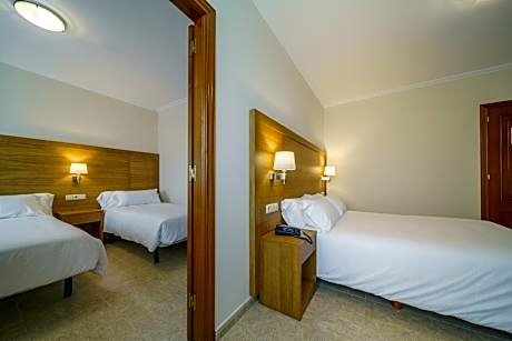 Family Room with Sea View