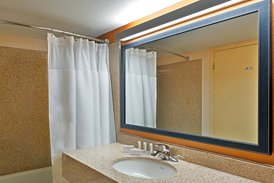 Fairfield Inn & Suites Denver Cherry Creek – Denver, CO