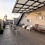 301 Historic building 1Bdrm 1bath AC Rooftop