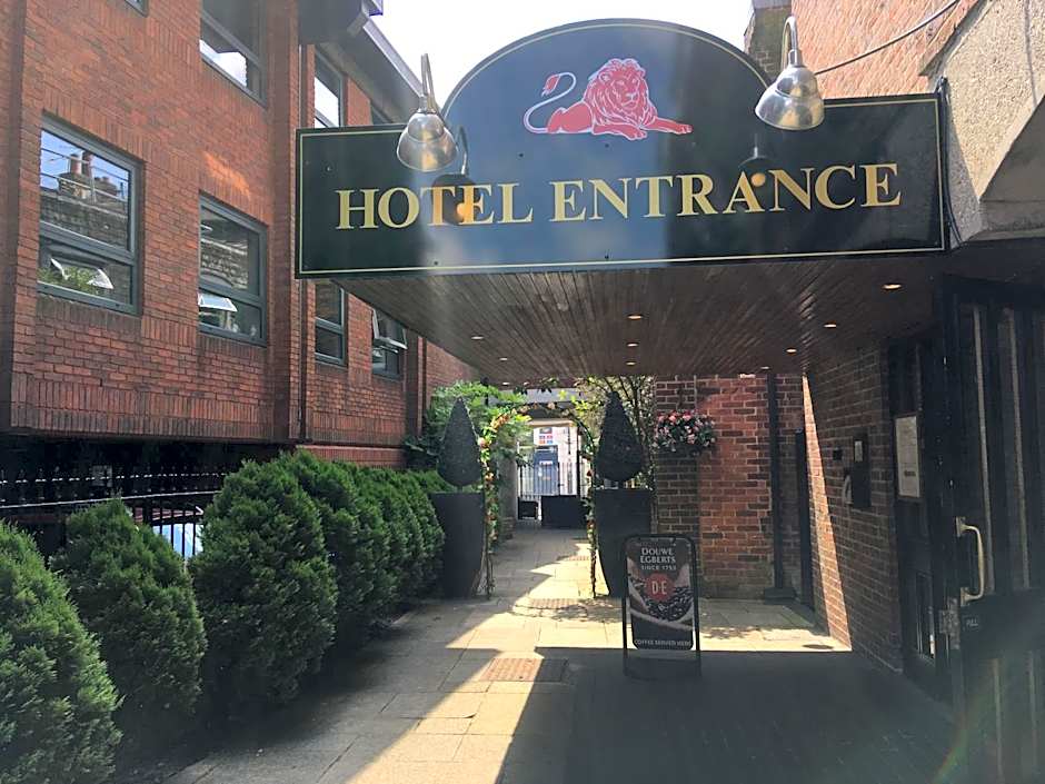 Red Lion Hotel