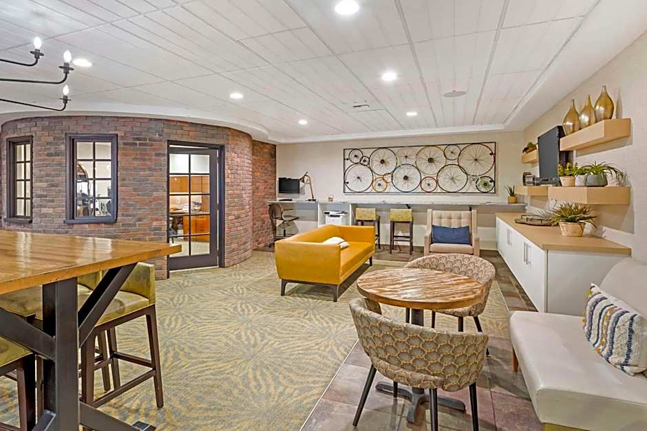 Best Western Plus Grant Creek Inn