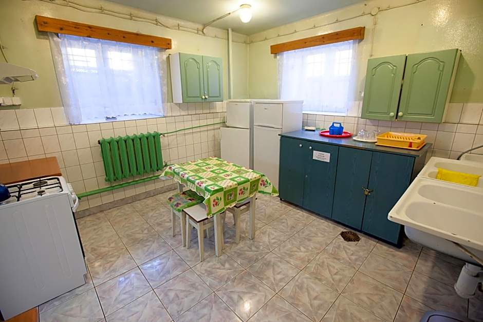 Schronisko Młodzieżowe PTSM Matecznik
