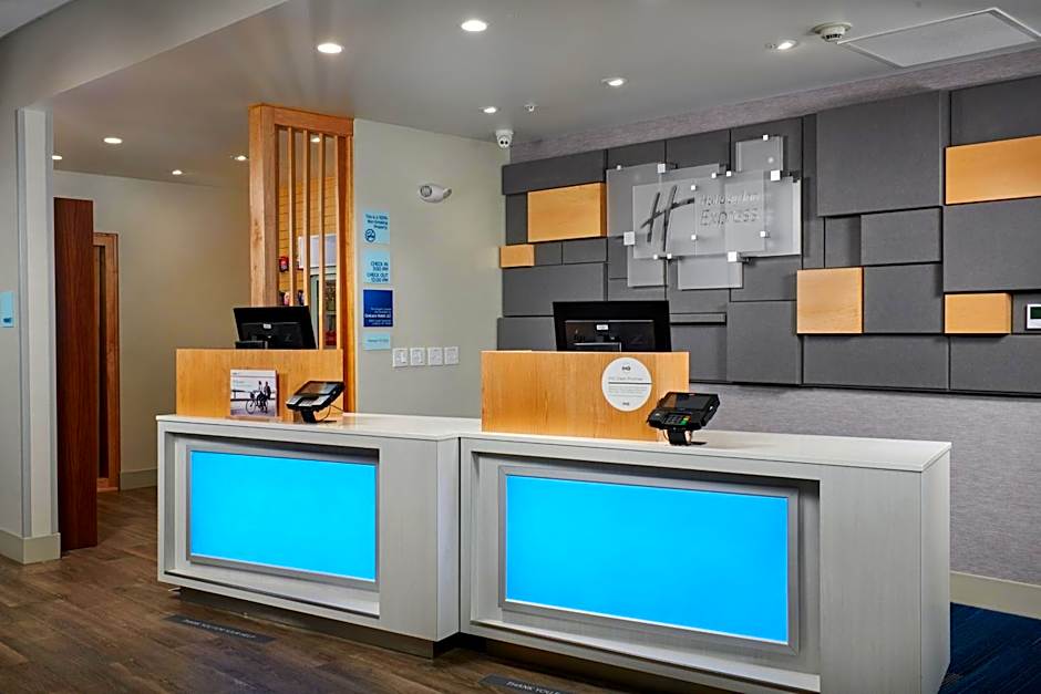 Holiday Inn Express Amherst - Lockport by IHG