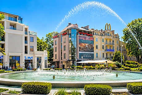 Opera Family Hotel - former City Mark hotel