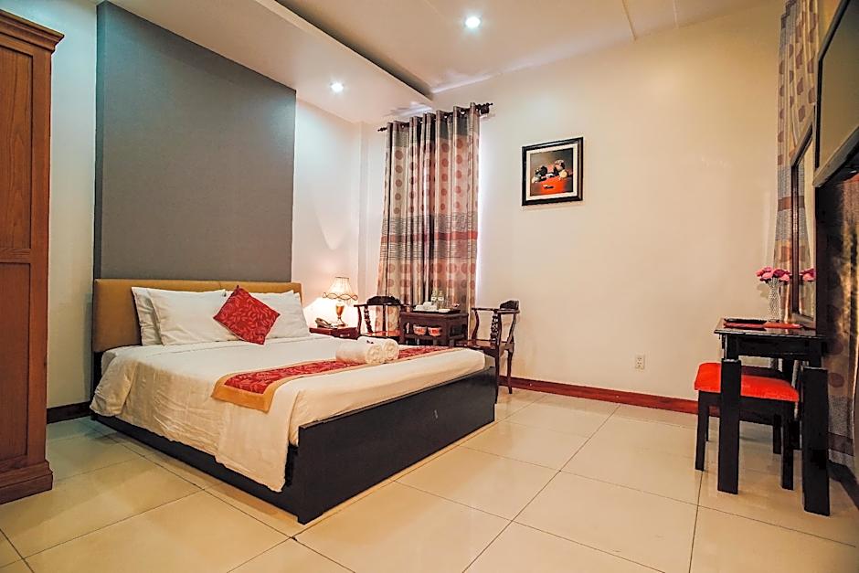 Sunflowers Hotel Airport 