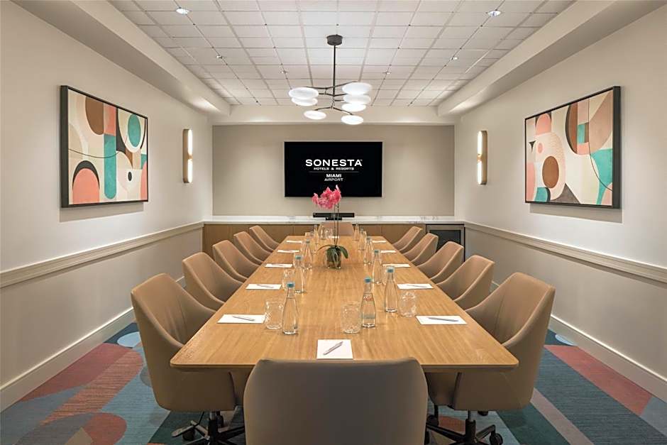 Sonesta Miami Airport