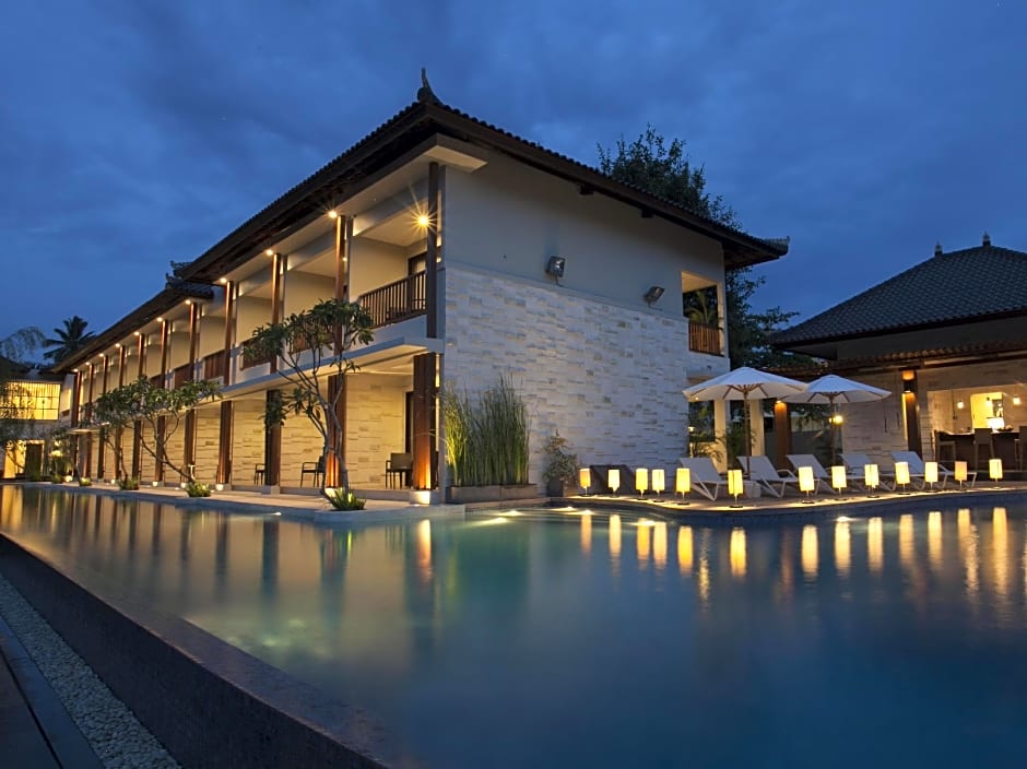 Grand Whiz Hotel Nusa Dua