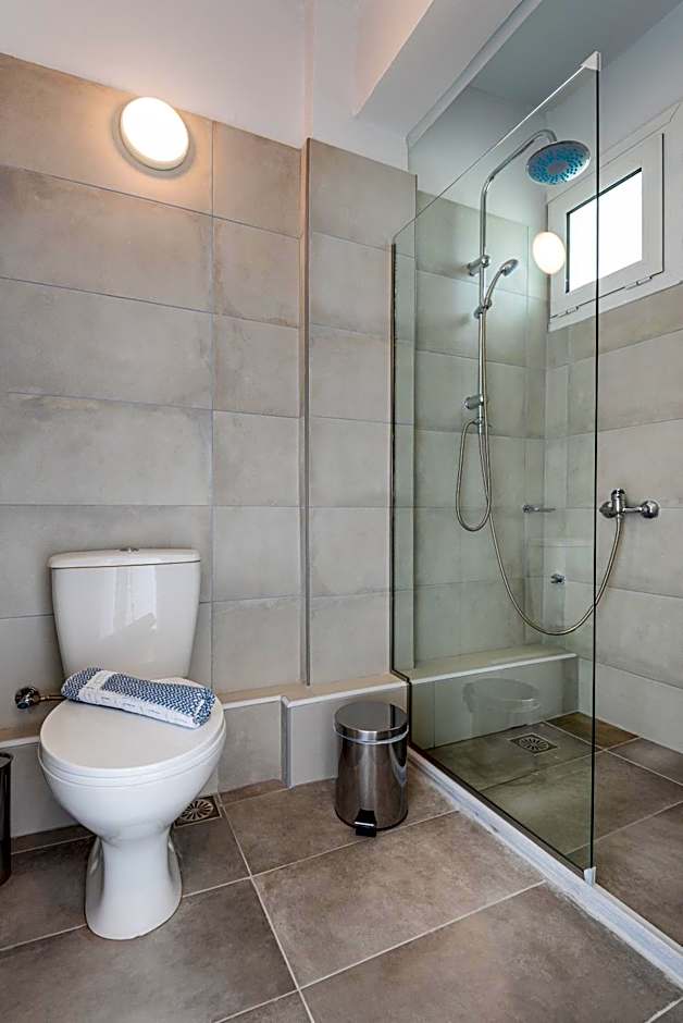 Mrs Chryssana Beach Hotel