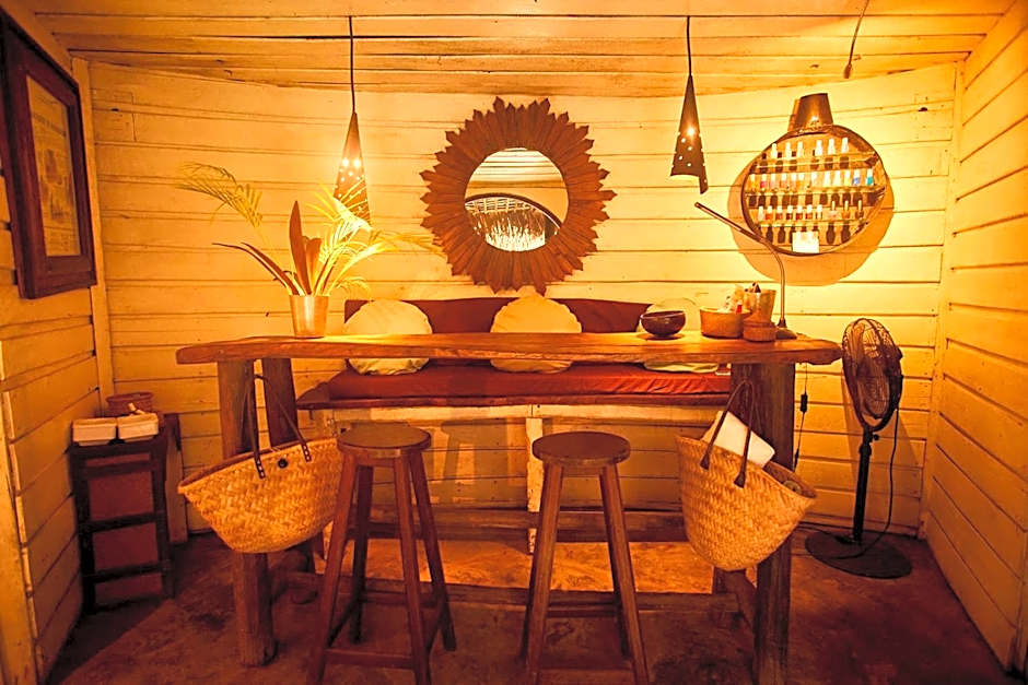 Princesse Bora Lodge & Spa