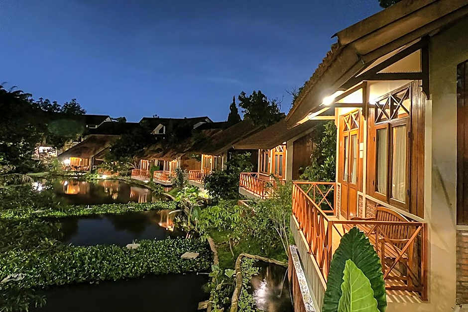 Ahadiat Hotel & Bungalow