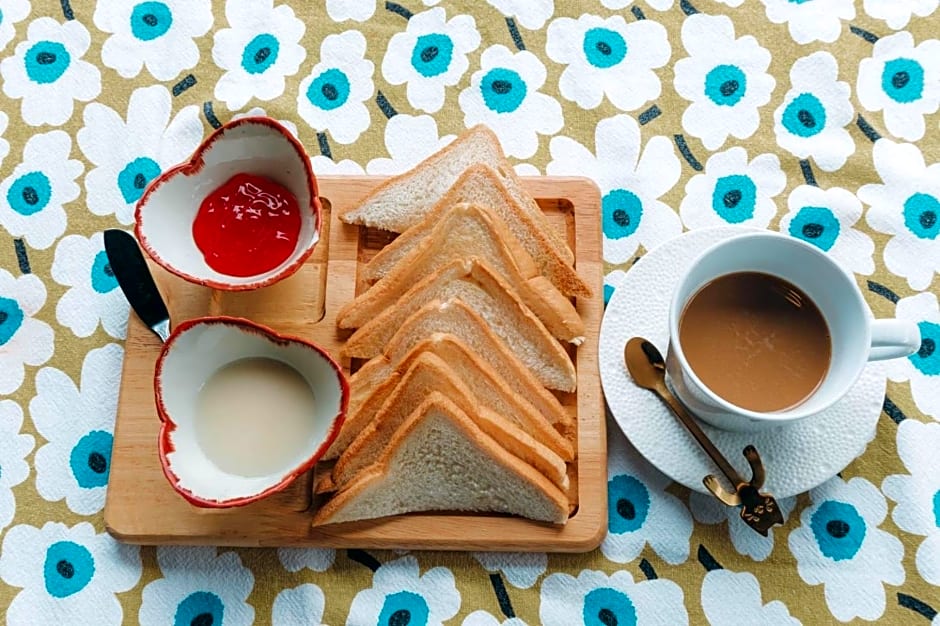 Shanti-Retreat Hotel