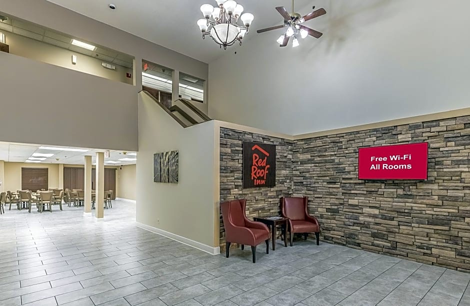 Red Roof Inn & Suites Hinesville - Fort Stewart