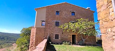 Castell de Ceuró. Hotel Rural