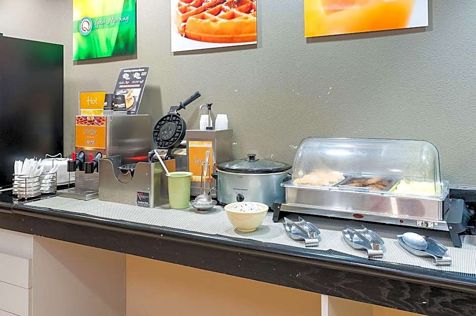 Quality Inn & Suites Lake Charles South