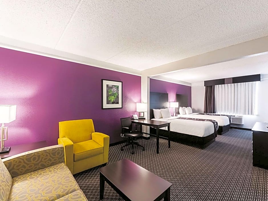 La Quinta Inn & Suites by Wyndham San Antonio Downtown
